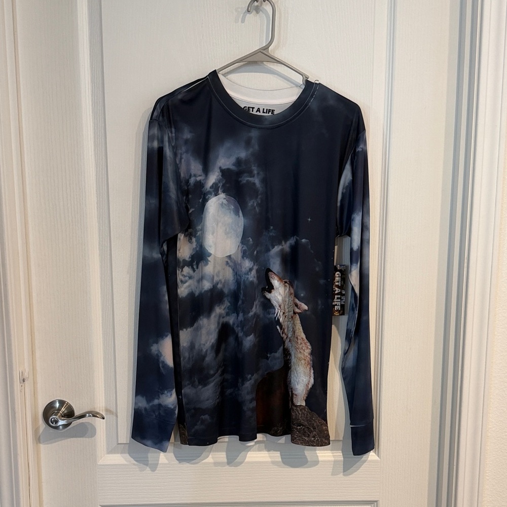 Men’s Long Sleeve Wolf Shirt